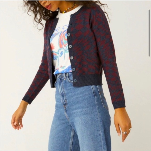 Daydreamer Plum Berry Checkered Cardigan | XS - Picture 2 of 9